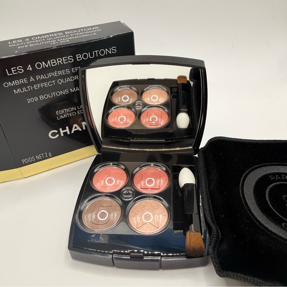 CHANEL Les 4 Ombres Quad Eyeshadow Palette 209 Boutons Mademoiselle